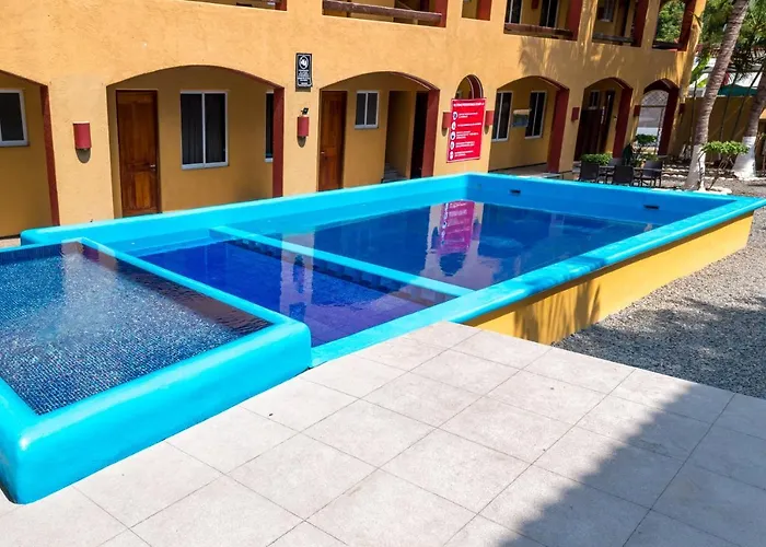Capital Ohotel Cuamatzi 2* Zihuatanejo